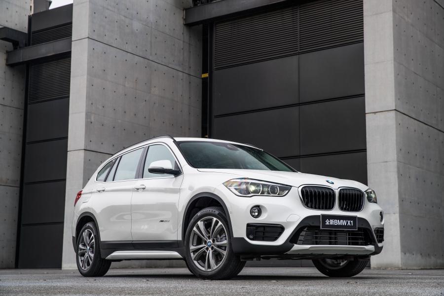  BMW X1 xDrive25Li Sport Line 2016 года  (фото 7 из 20)